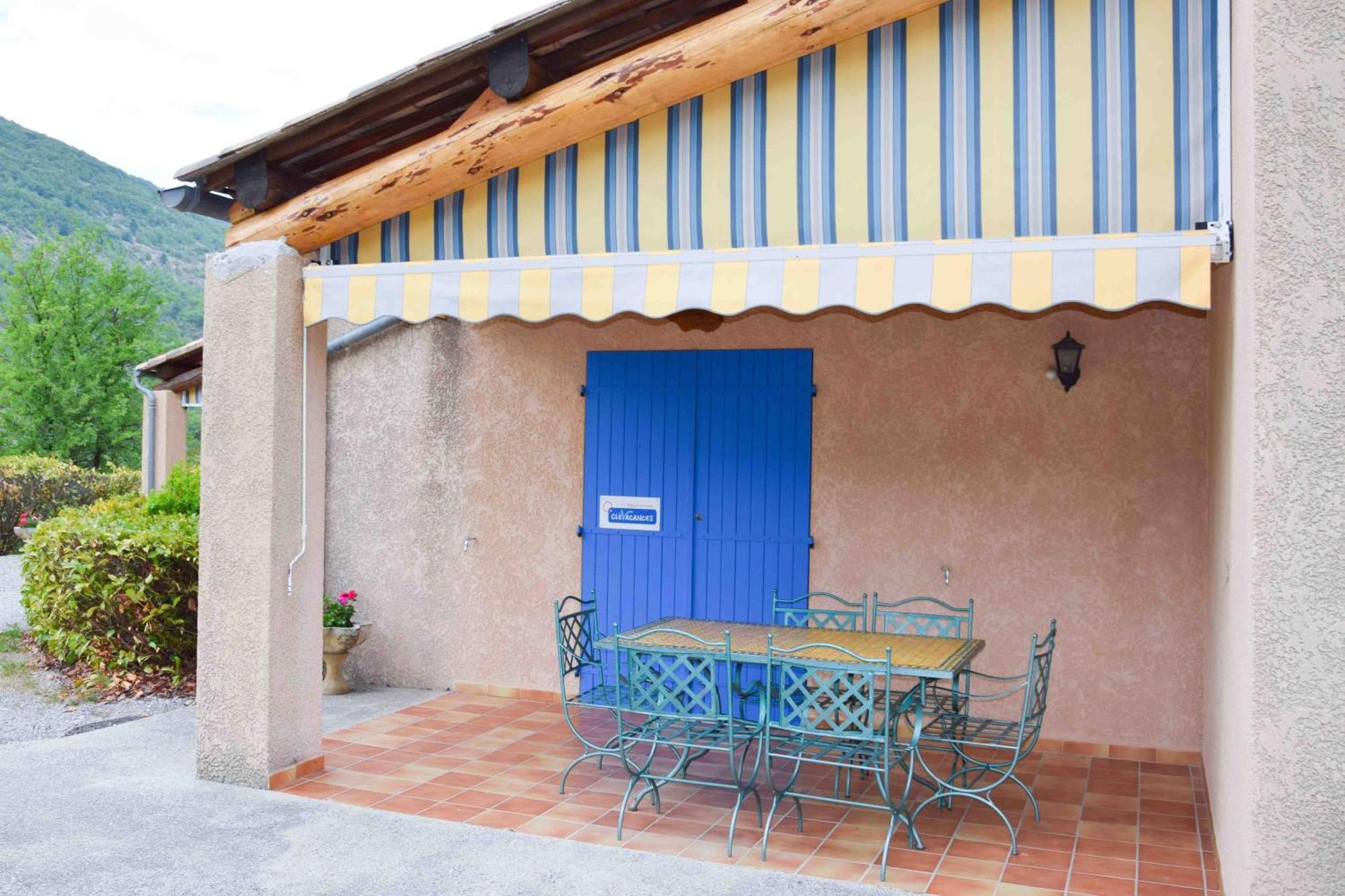 Les Grands Pres Des Baronnies Casa de hóspedes La Roche-sur-le-Buis Exterior foto